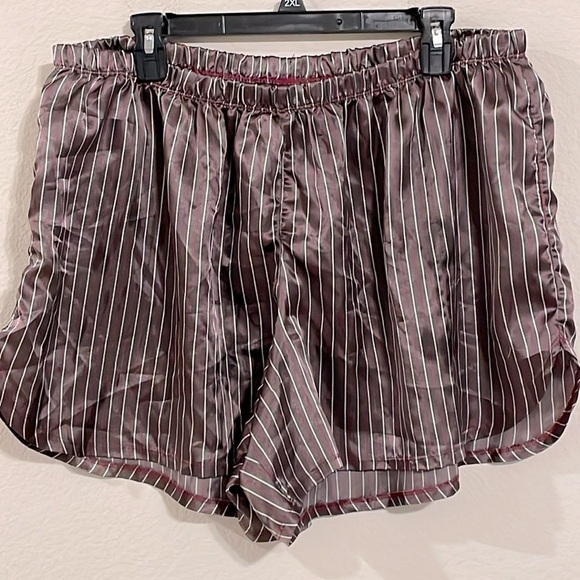 Cacique Women’s Sleep Shorts Size 24 Purple Loungewear Pull On Stretch Waist - Picture 1 of 12
